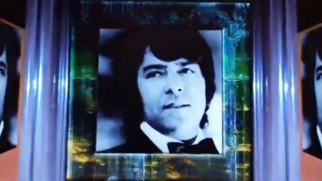 عاشقم عاشق به رویت گر نمیدانی بدان - Ahmad Zahir💕💕💕