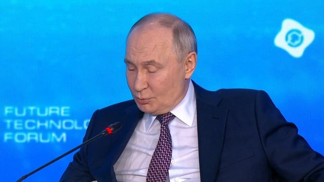 Путин раскрыл секреты будущего: подводные газовозы, генетика в «Курчатнике» и лидерство в Арктик
