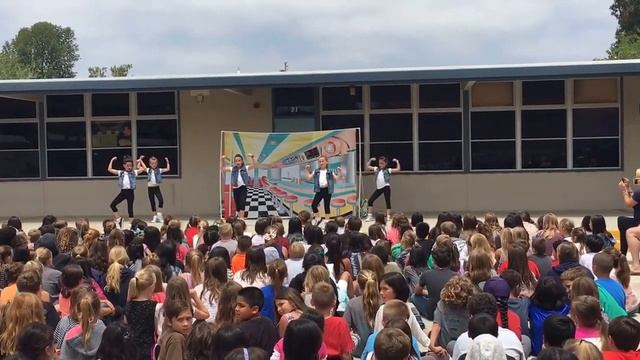 Villa Park elementary lip sync 2016