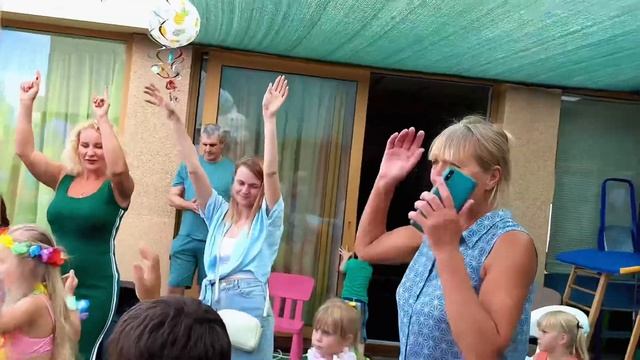 ДИСКОТАНЦЫ С РОДИТЕЛЯМИ Выпускной в детском саду
