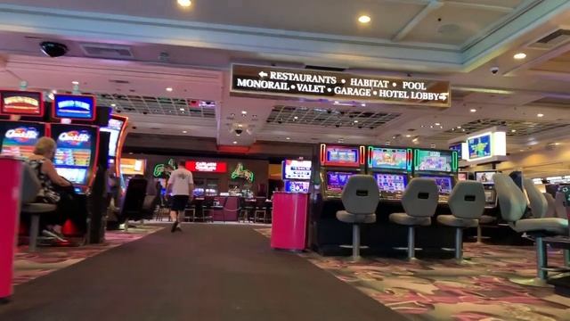 Flamingo Hotel/Casino - 360 Seconds in Vegas