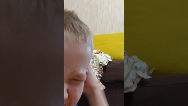 ПЫТАЮСЬ ВЫЖИТЬ ПАДАЯ И НЕ ПАДАЯ! ПОСМОТРИТЕ (надеюсь топ)!