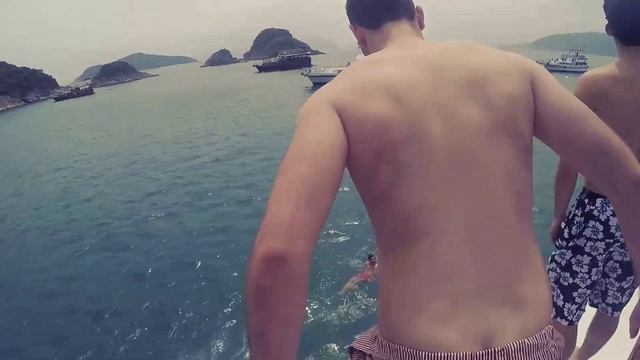 Chill Boat - Victoria Bay HK