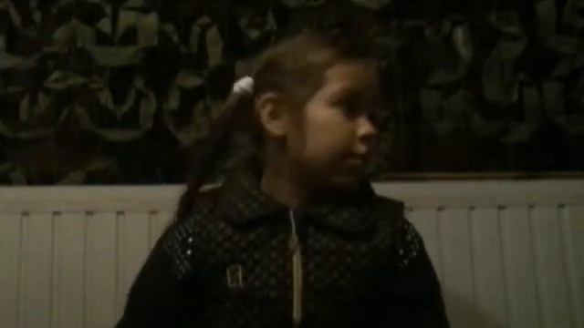 Я и мой котёнок Чернушка. Ночь. Видео 3