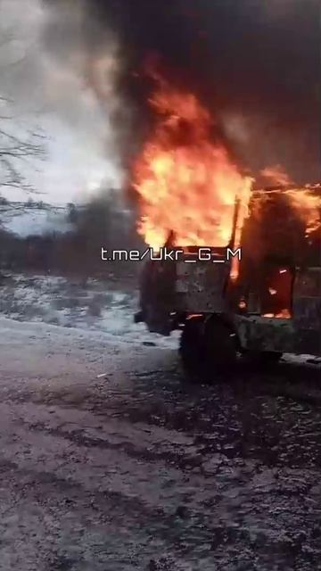 Очередной бандеромобиль был поражен FPV-дроном российской армии