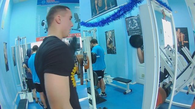 Как накачать огромные руки БАЗУКИ?! Лучшие упражнения на массу от Игоря !!!