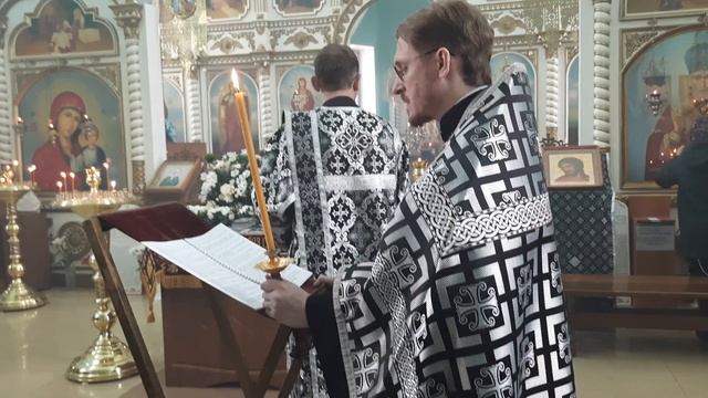 Великий Пяток. Вечерня и утреня с погребением Плащаницы. 03.05.24 г. Г.Уссурийск.