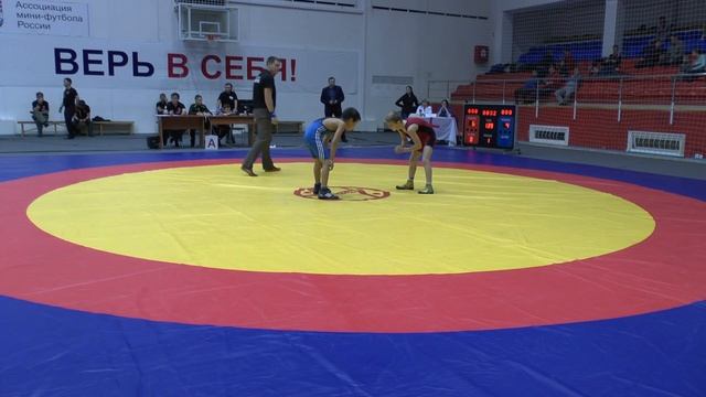 32 кг Жариков Е . VS  Белолюбский М.