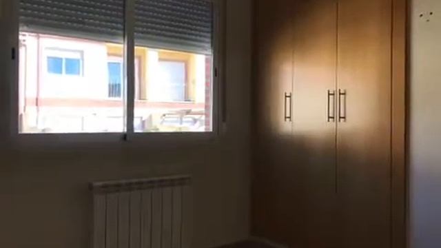 Chalet en urb. Casablanca Javier Guiot agente inmobiliario remax requena valencia