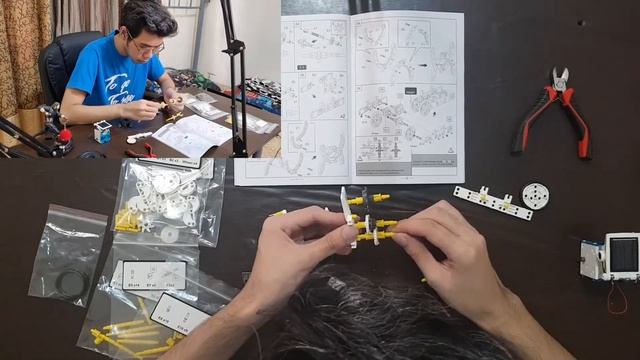 Robotic Kit Build (Slither-Bot) - Day 4: Slither-Bot Build PART 1