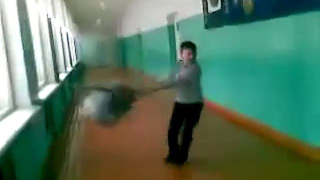 в стекло не попади
