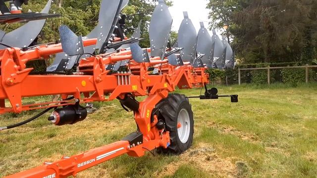 Présentation d'un CASE PUMA 165 avec une charrue  (15)