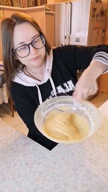 Шарлотка с яблоками