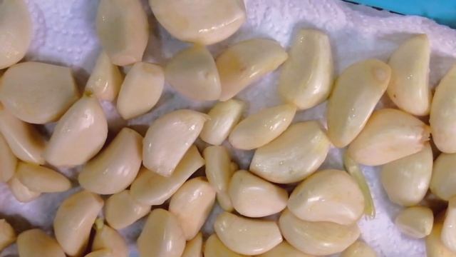 How to preserve garlic for longer time