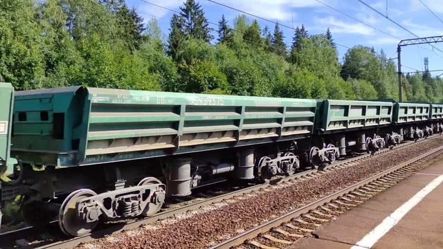 Тепловоз 2ТЭ116-1606, о.п. Карташевская, Ленинградская обл., 04.08.2022г.(4K UHD)