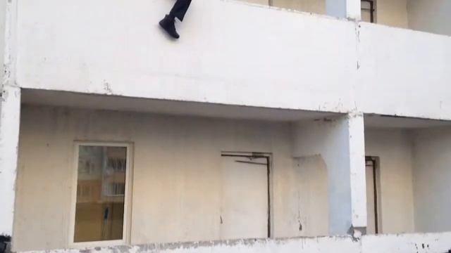 Сумасшедший Прыгун!