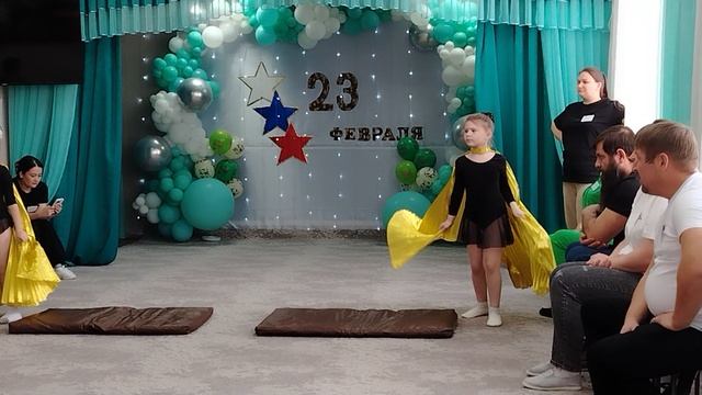Акробатический номер "Бабочки"
