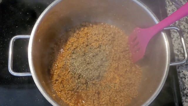 One Pot Pasta Recipe | Tomato Basil Pasta with Meat | Quick Dinner Recipe
