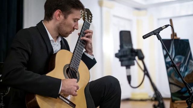 Jure Cerkovnik plays William Walton - 5 Bagatelles, I. Allegro