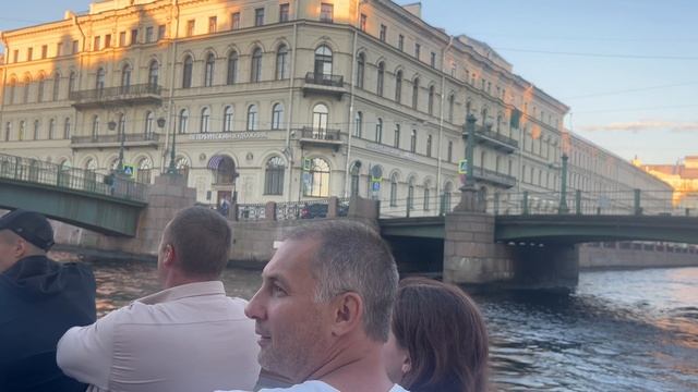 Водная прогулка по Санкт-Петербургу