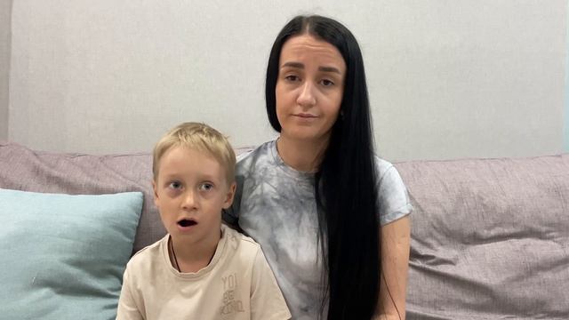 Видеообращение мамы Захара Молчкова