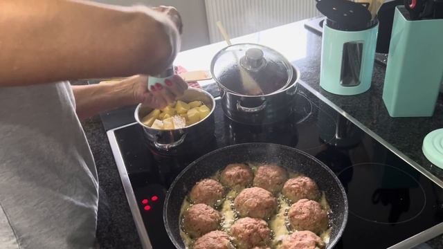 Die Fussbroichs Elkes Kochstudio Typisch Deutsch