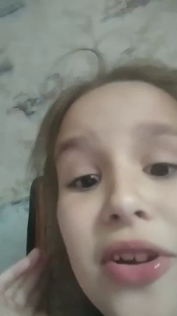 пишите комментарии в честь этого дня буду всем ставить сердечки 💋💋💖💓😽😽😽😽