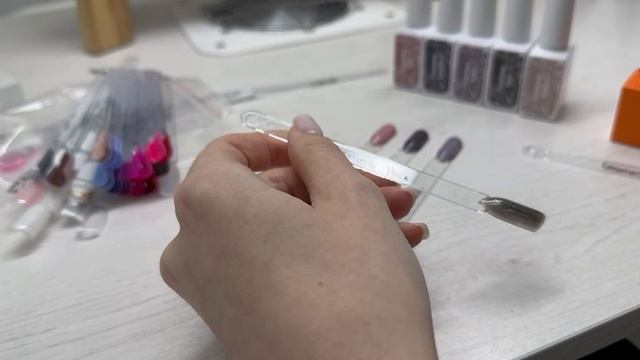 Materialy_manik подписываю типсы и покрываю топом