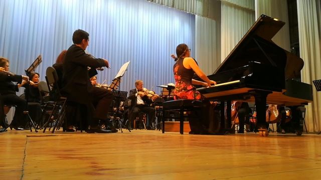 Rachmaninov Concerto 4 op40 Yolande Kouznetsov, Edouard Ambartsumyan, Bryansk Philharmonic orchestr