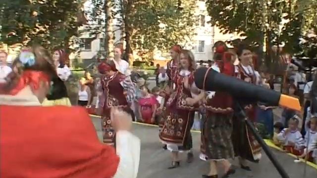 Школа Леді 2004