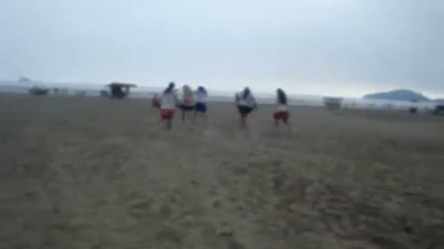 Anime Summer 2010 - Ero Moons - Corrida na praia