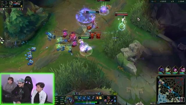 IS THAT A MASTERY 7 VEIGAR SUPPORT?? | Coach or Roast with Diamond and Dreams