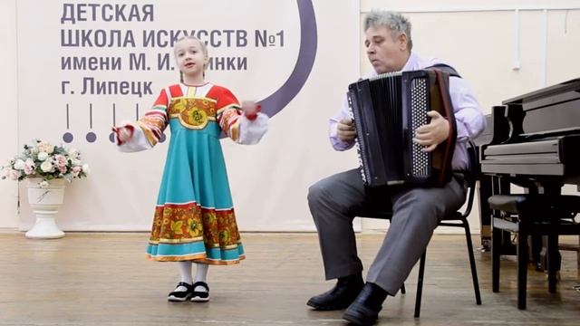 Народные песни - "Вышла кошка за кота"