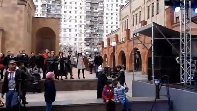 "Trov lini,srov lini,piti gnanq vagkh te ush"
