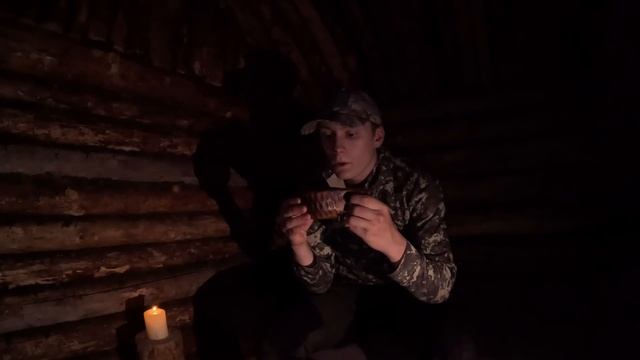 ANTONIO Woodland Cabin таежный рыбалк, шалаш, кухня