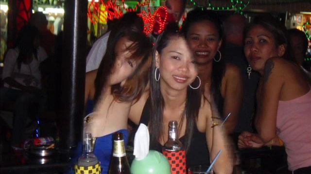 Pattaya Dec 2009  Best friends