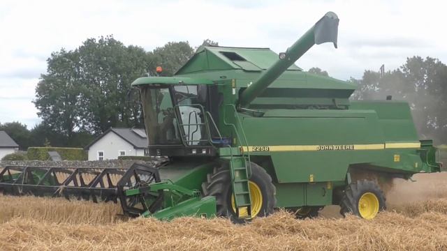 Harvest 2024 John Deere 2258