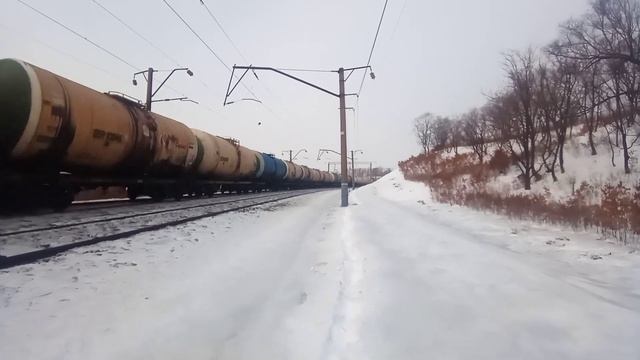 Электровоз 3ЭС5К-082 "Ермак" с наливным составом на Транссибе зимой.