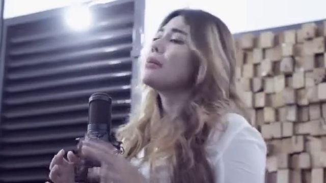 Kekasih bayangan cakra khan(cover) by Regina Ema