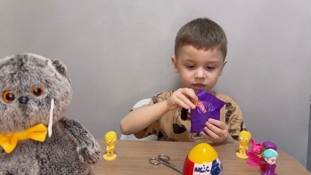 Распаковка коробочек Sweet Box «Zомбаки» и яицо-сюрприз «Вспыш"