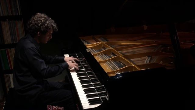 Beethoven: Sonata Op. 31 no. 3 - Caio Vital
