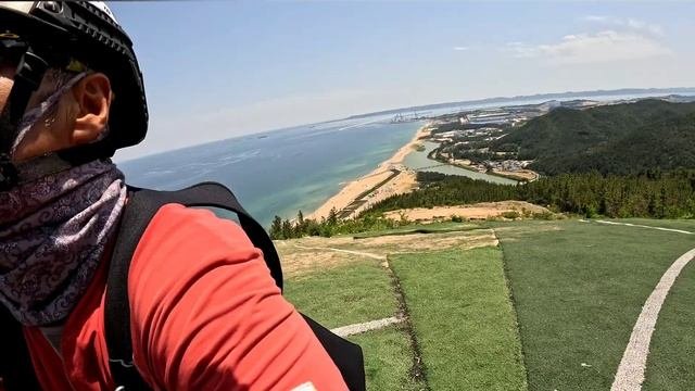 Полёт на параплане . Южная Корея,  пляж Чильпо