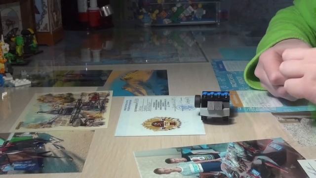 Мини колёсный танк из Lego