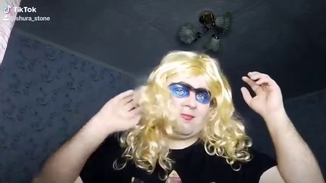 480p_10_Как_меняются_образы_Шуры_Стоун