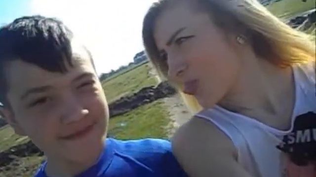Гуляли, мой дрыщ))