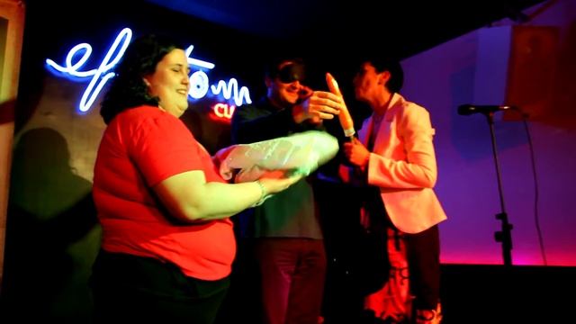 Herotismo con H de Humor Juegos TupperSex+Sexóloga