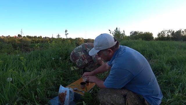 Забрался в дебри и поймал рыбки. Рыбалка с ночевкой