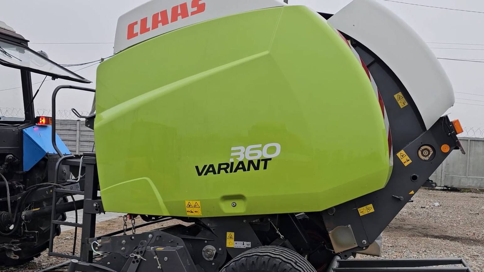 Пресс-подборщик class Variant 380  прокрутка #claas  #Atxtop #прессподборщик