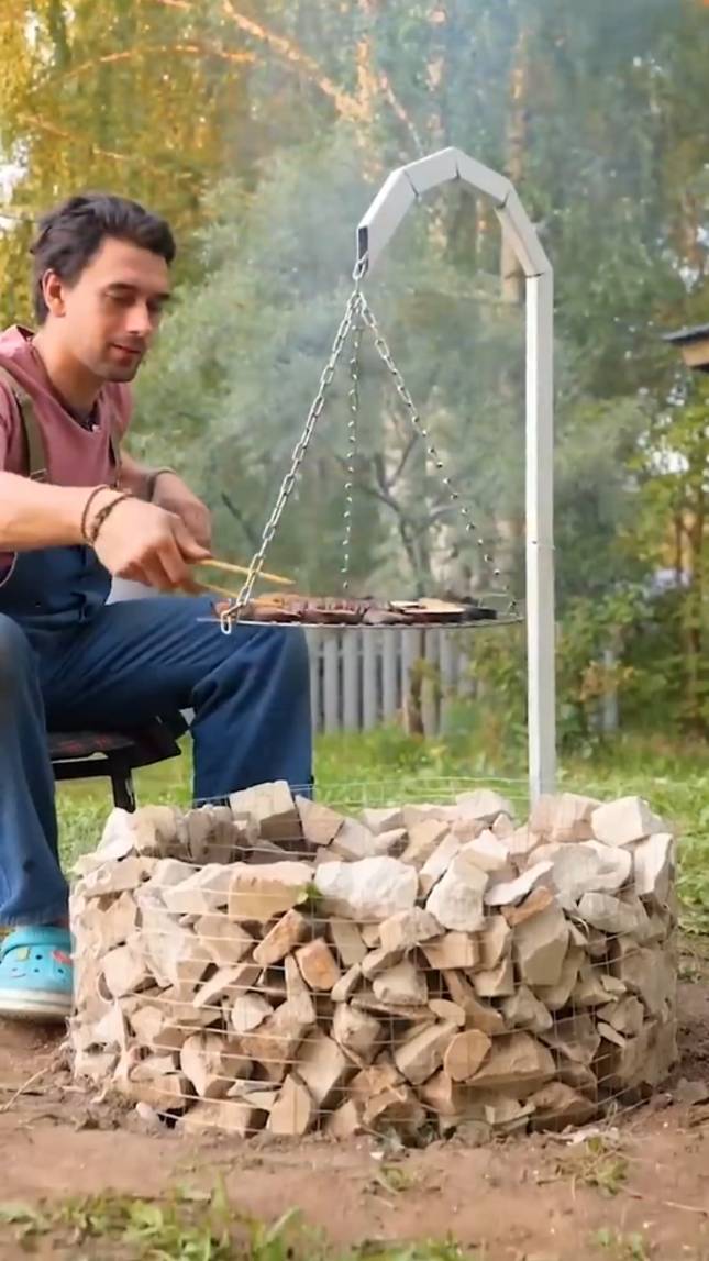 🔥Невероятное место для разведения костра! #shorts #garden #советы