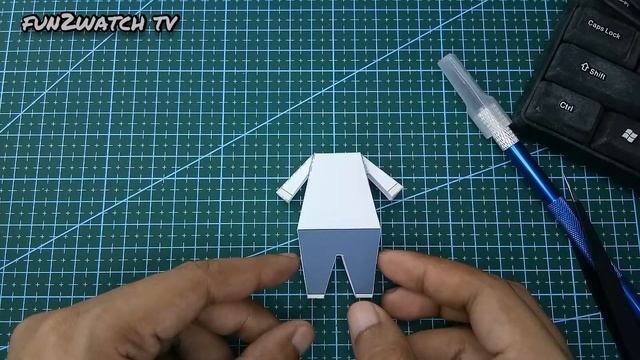 Death note: L Lawliet (Papercraft)